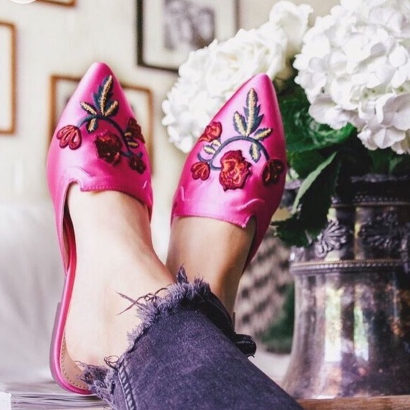 Who What Wear Shoes - Who What Wear Pink Floral Mules